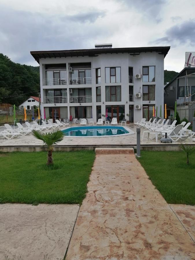 Vila Hercules Dubova Exterior photo