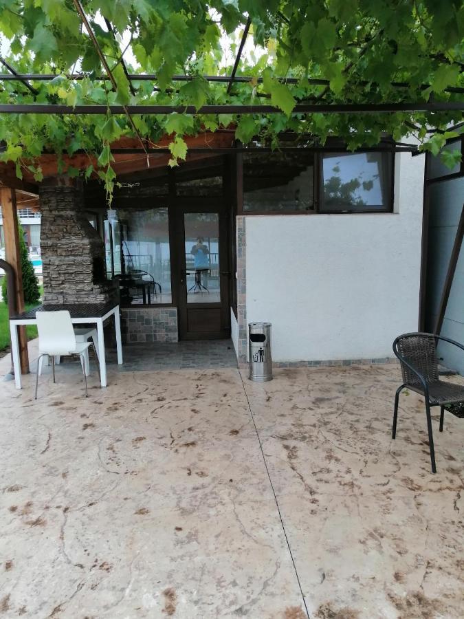 Vila Hercules Dubova Exterior photo